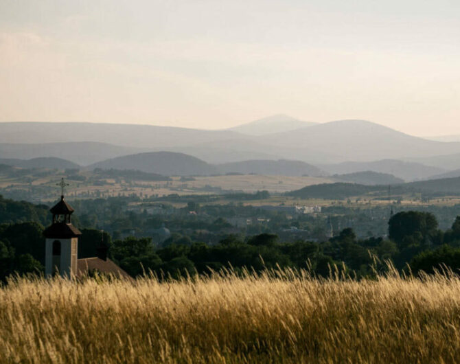 old-church-in-praire